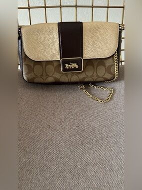 Coach Two-Tone Brown & Cream Signature Chain Crossbody